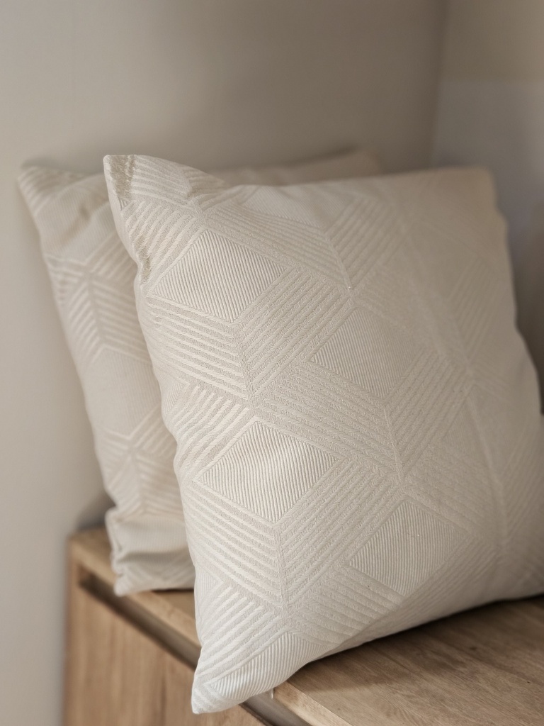 [AAH441] Almohadon Con Relleno Cross - eCommerce 4